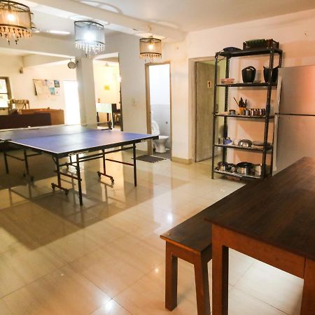 Red Door Hostel 안주나 외부 사진