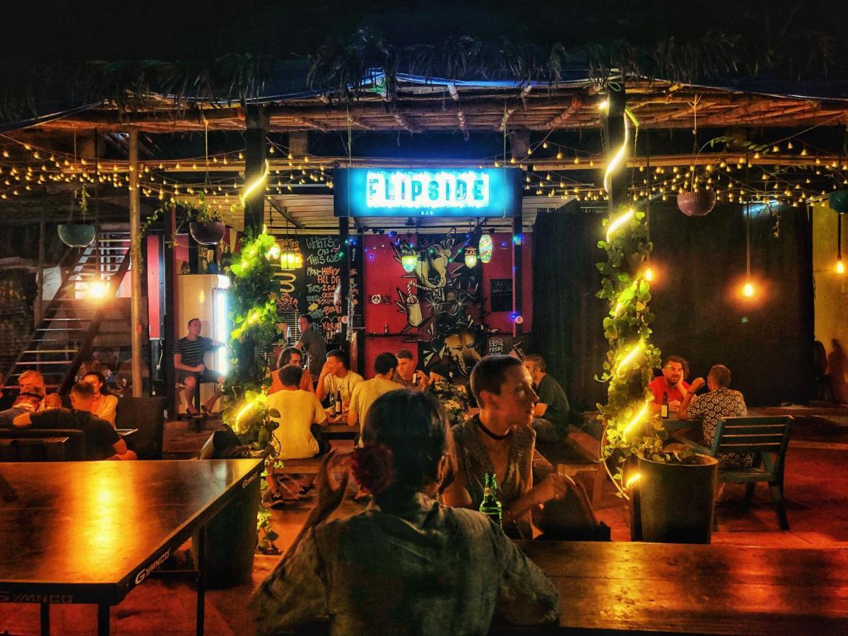 Red Door Hostel 안주나 외부 사진