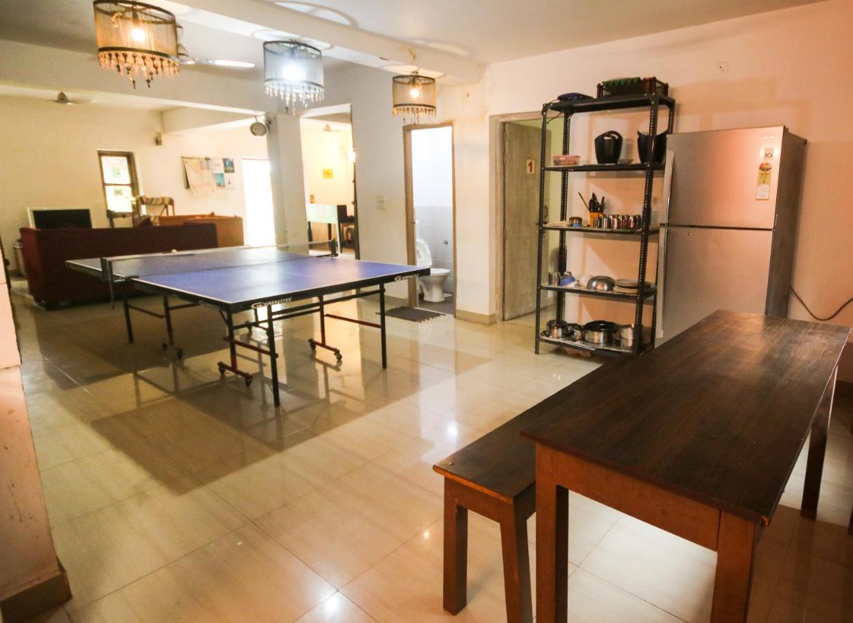 Red Door Hostel 안주나 외부 사진